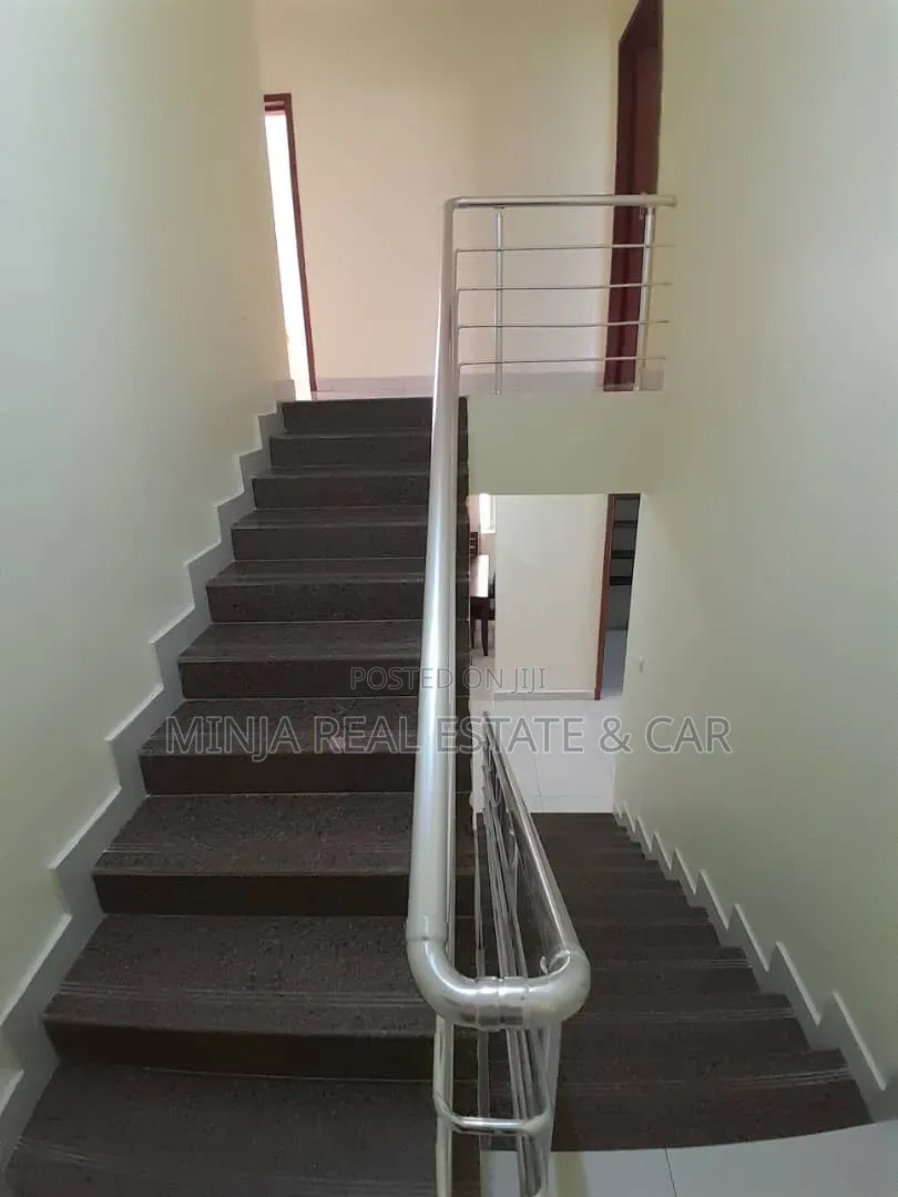 Furnished 4bdrm Villa in Oyster Bay for rent