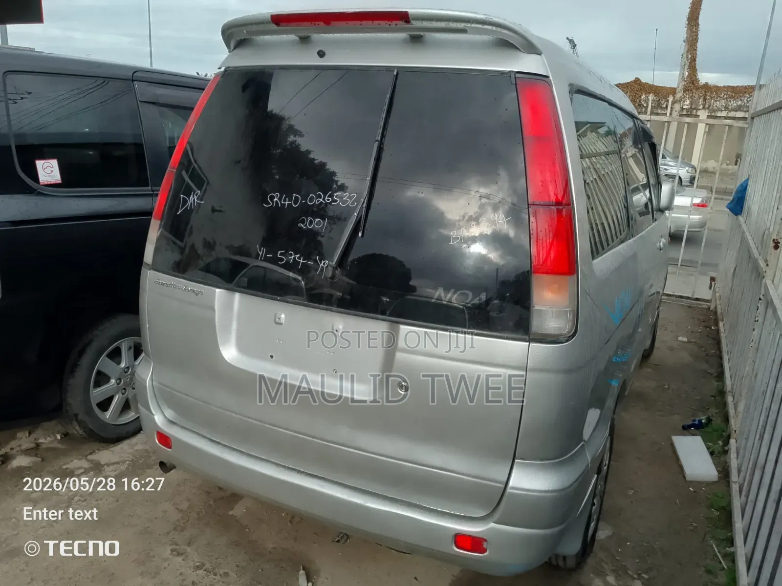 Toyota Noah 2002 Silver