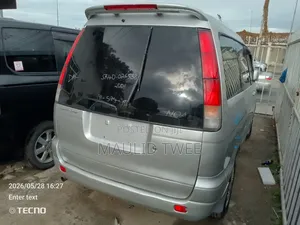 Toyota Noah 2002 Silver