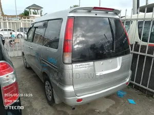 Toyota Noah 2002 Silver