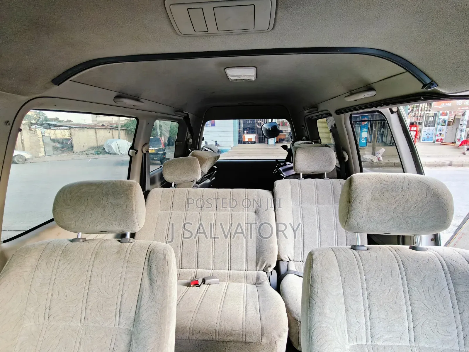Toyota Noah 2.0 AWD (8 Seater) 2003 White