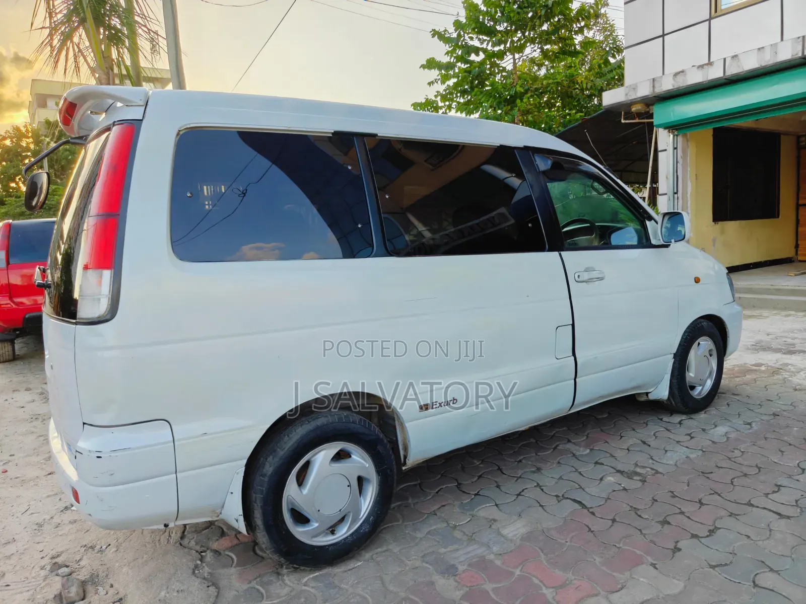Toyota Noah 2.0 AWD (8 Seater) 2003 White