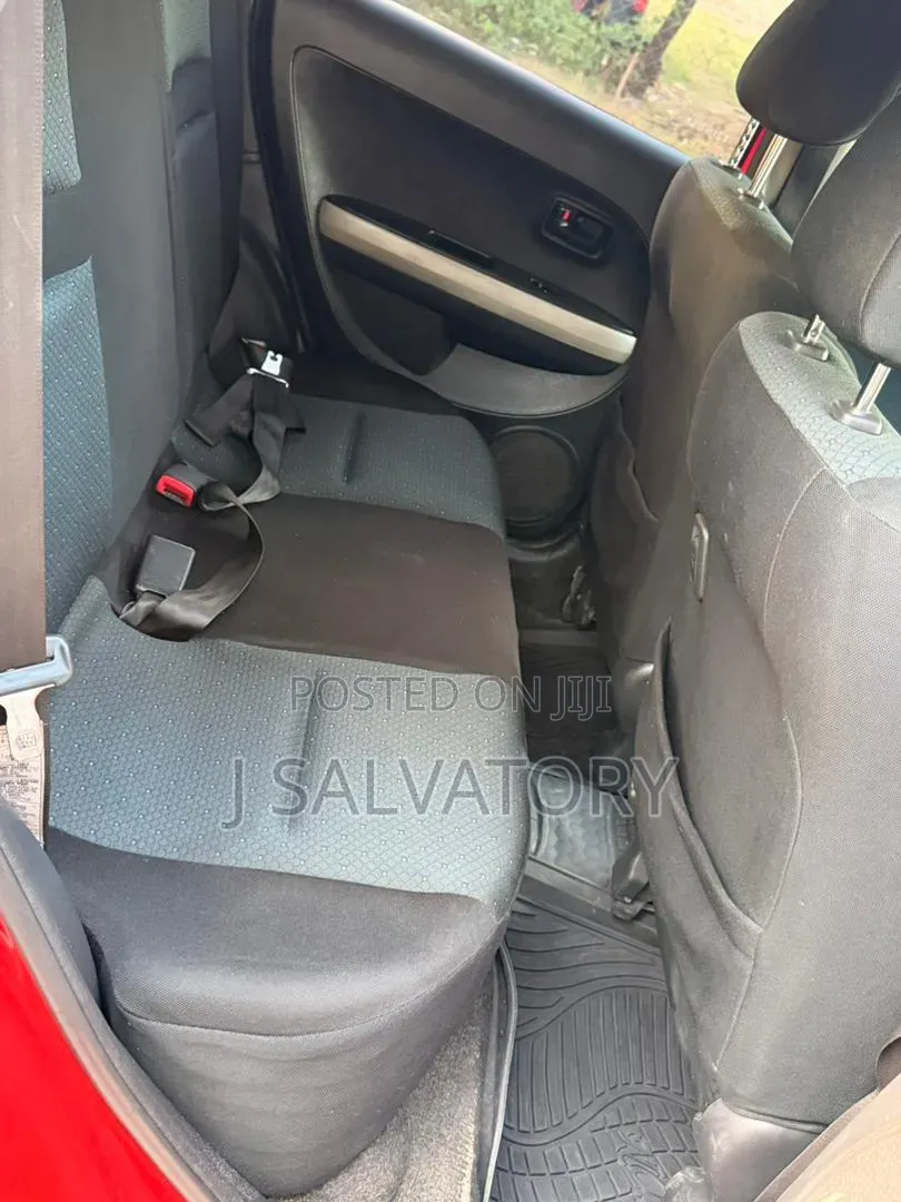 Toyota IST 2006 Red