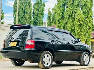 Toyota Kluger 2003 Black