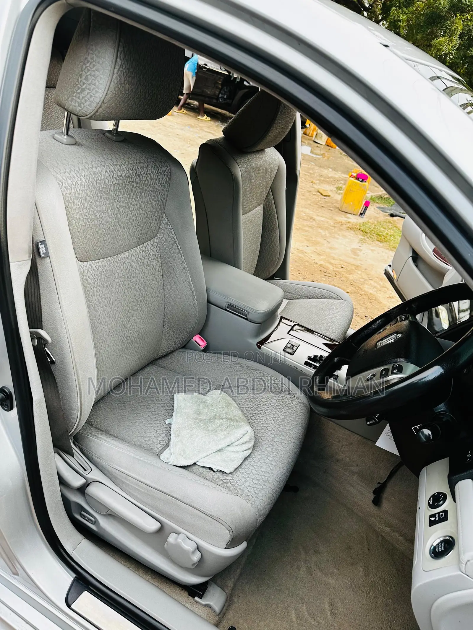 Toyota Crown 2010 Silver