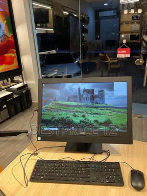 Dell OptiPlex 7000 7410 All-in-One 8GB Intel Core i3 HDD+SSD 500GB