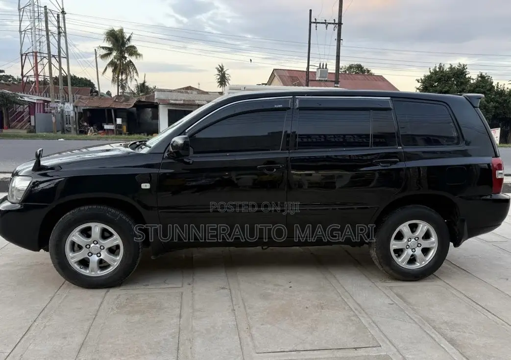 Toyota Kluger 2005 Black