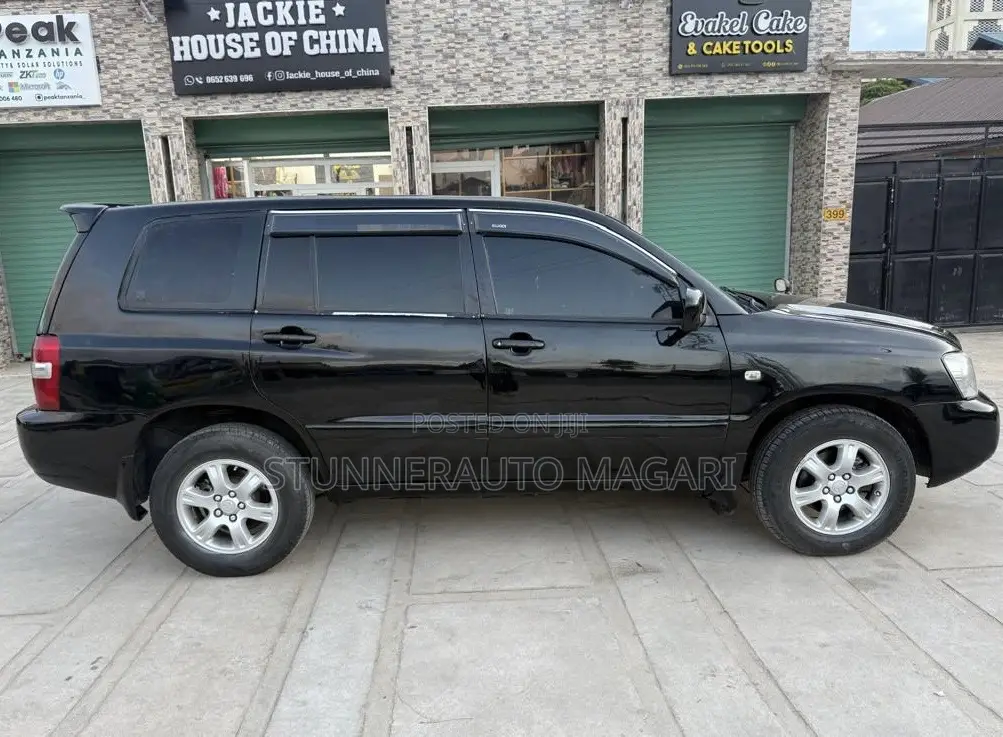 Toyota Kluger 2005 Black