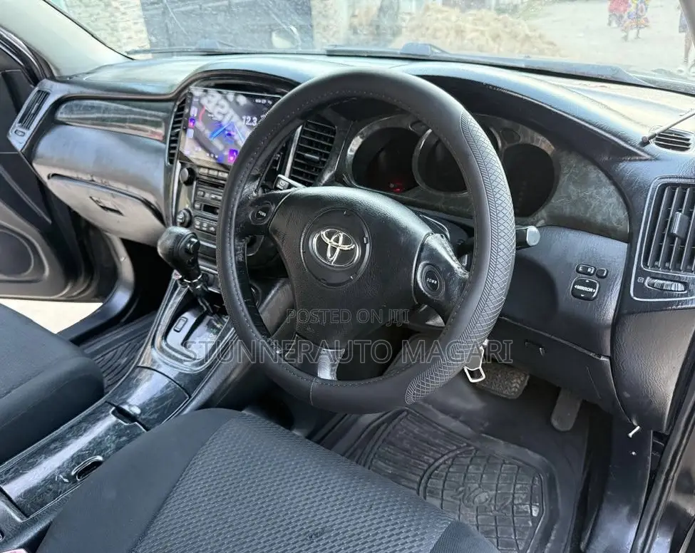 Toyota Kluger 2005 Black