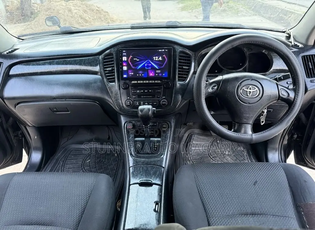 Toyota Kluger 2005 Black