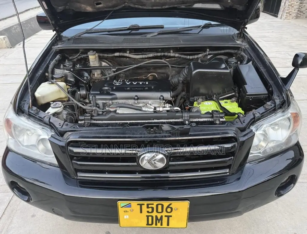 Toyota Kluger 2005 Black