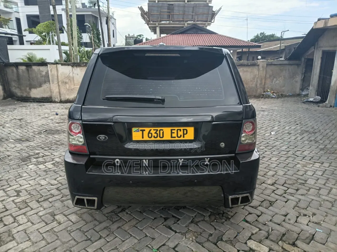 Land Rover Range Rover 2010 Black