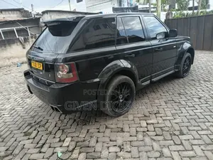 Land Rover Range Rover 2010 Black