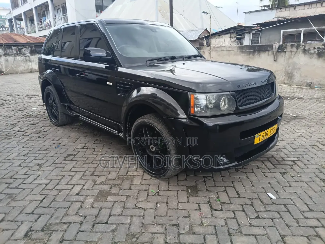Land Rover Range Rover 2010 Black