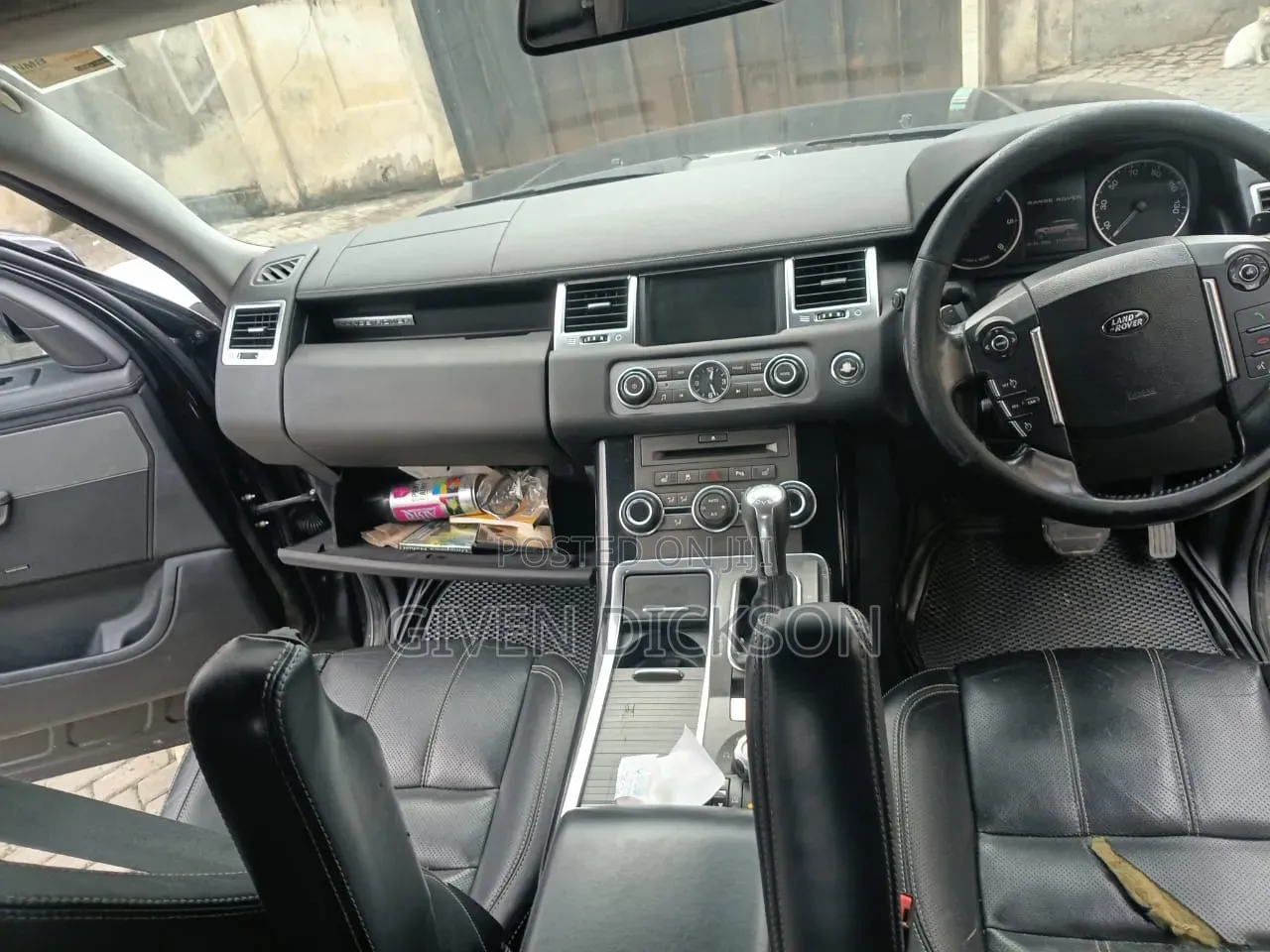 Land Rover Range Rover 2010 Black