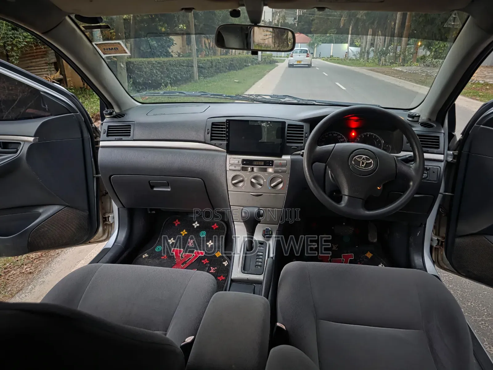 Toyota Corolla RunX 2003 Silver