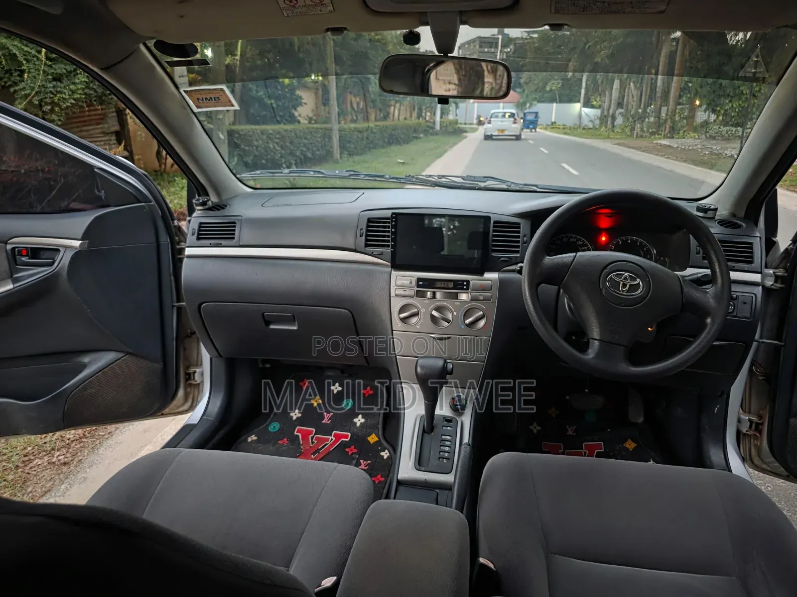 Toyota Corolla RunX 2003 Silver