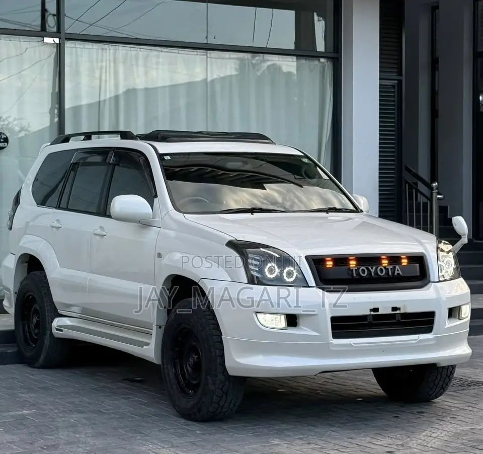 Toyota Land Cruiser Prado 2006 White