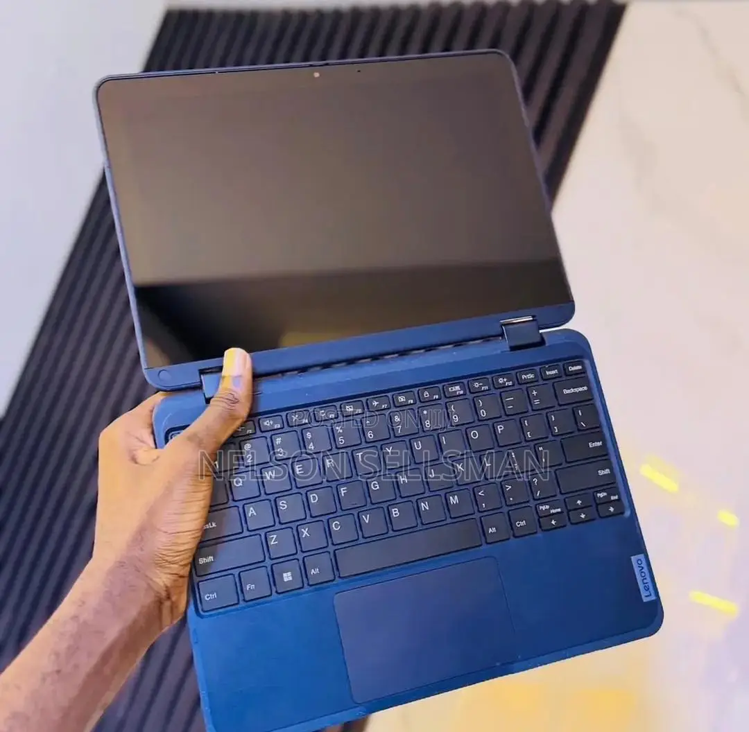 Laptop Lenovo 500e 4GB Intel Celeron SSD 128GB