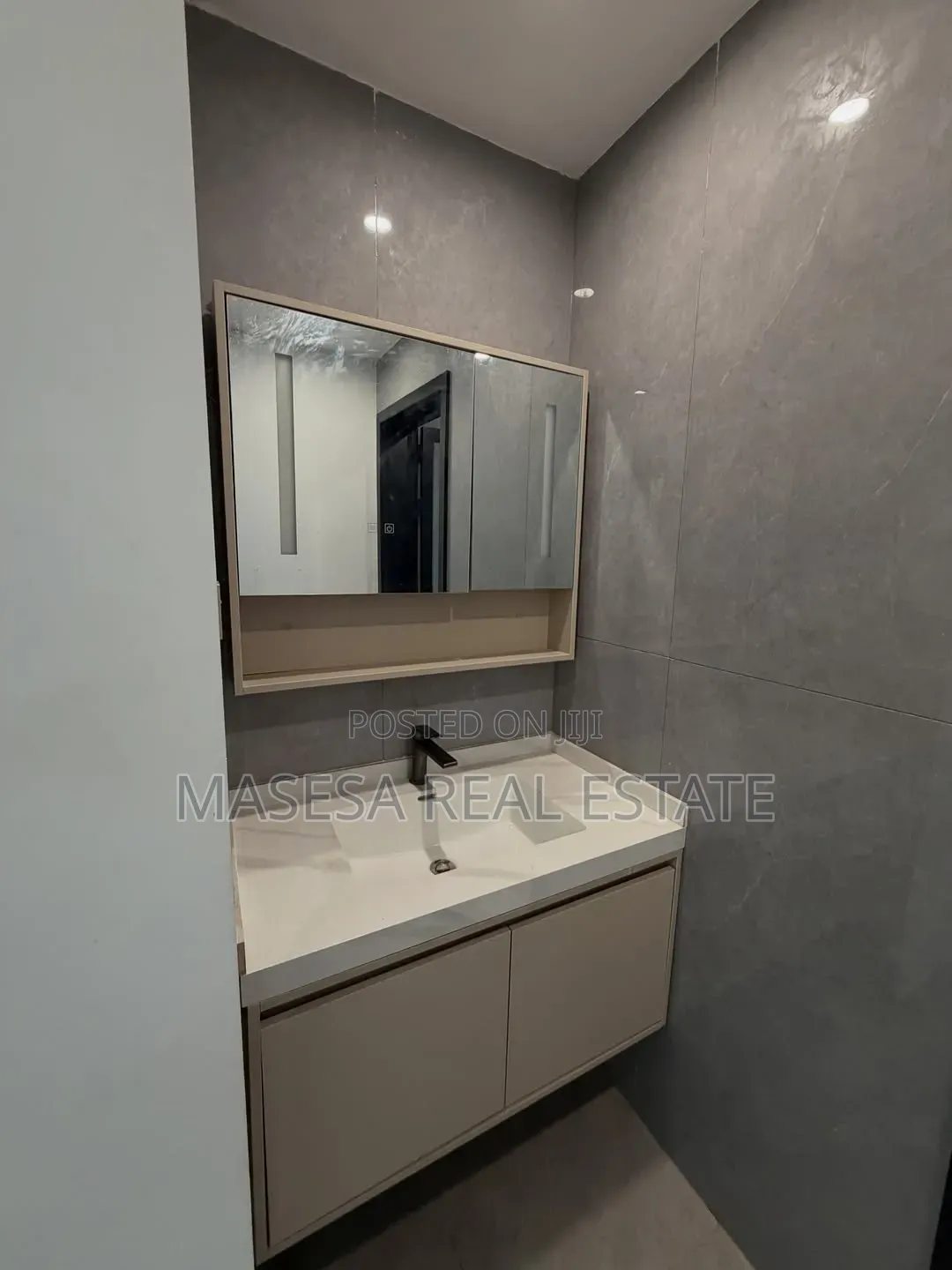 Furnished 3bdrm Apartment in Oyster Bay for rent