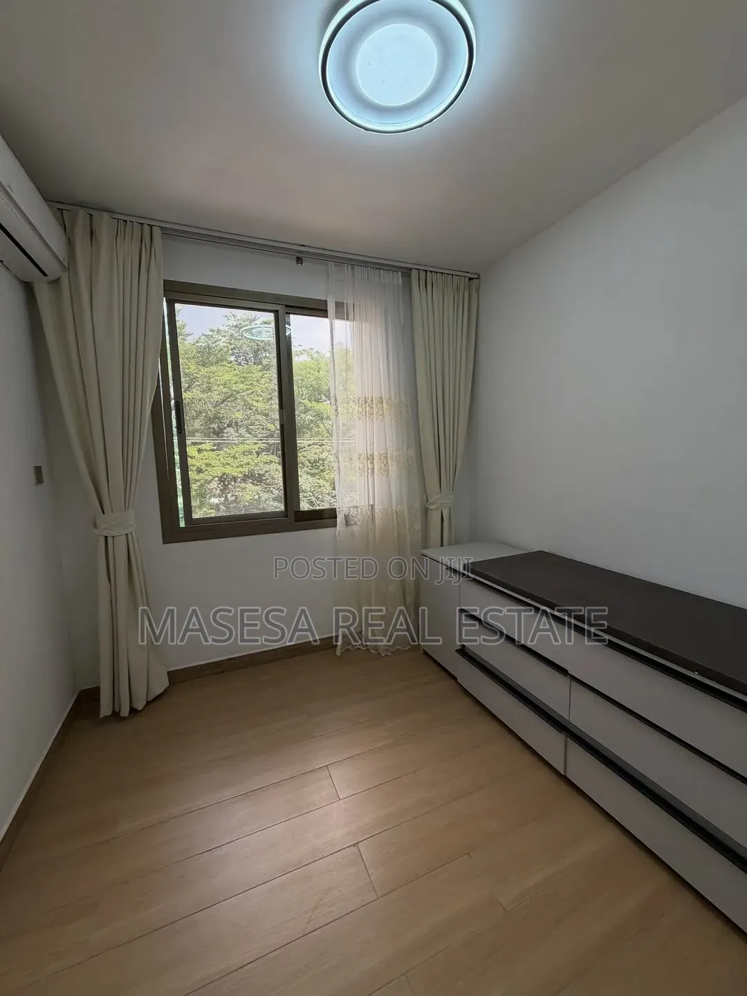 Furnished 3bdrm Apartment in Oyster Bay for rent
