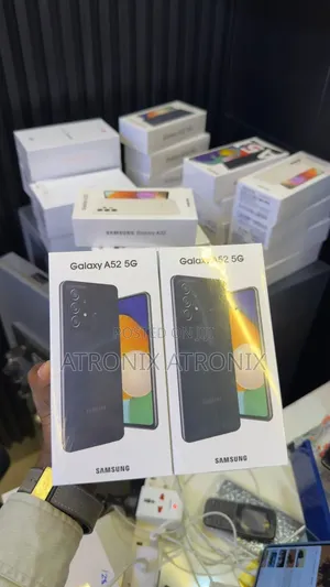 New Samsung Galaxy A52 5G 128 GB Black