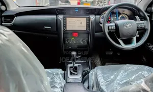 Toyota Fortuner 2022 Gray