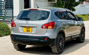 Nissan Dualis 2008 Gray