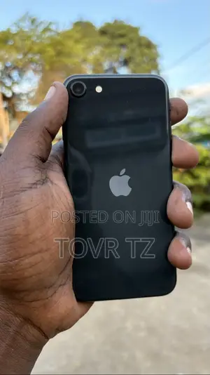 Apple iPhone SE 64 GB Black