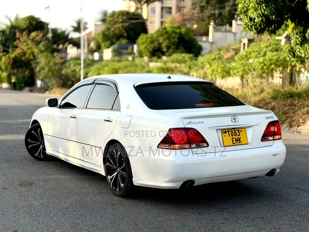 Toyota Crown 2006 White