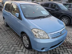 Toyota Raum 2004 Blue