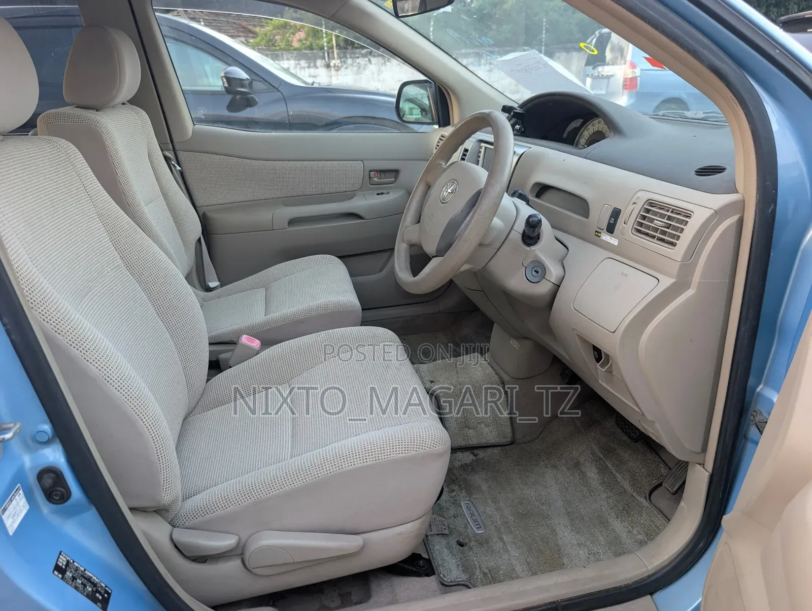 Toyota Raum 2004 Blue
