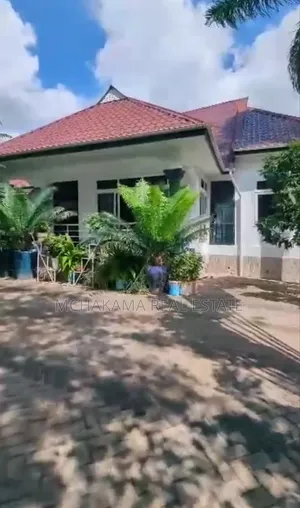 4bdrm House in Mchakama Real Estate, Mtoni for sale