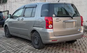 Toyota Raum 2004 Silver