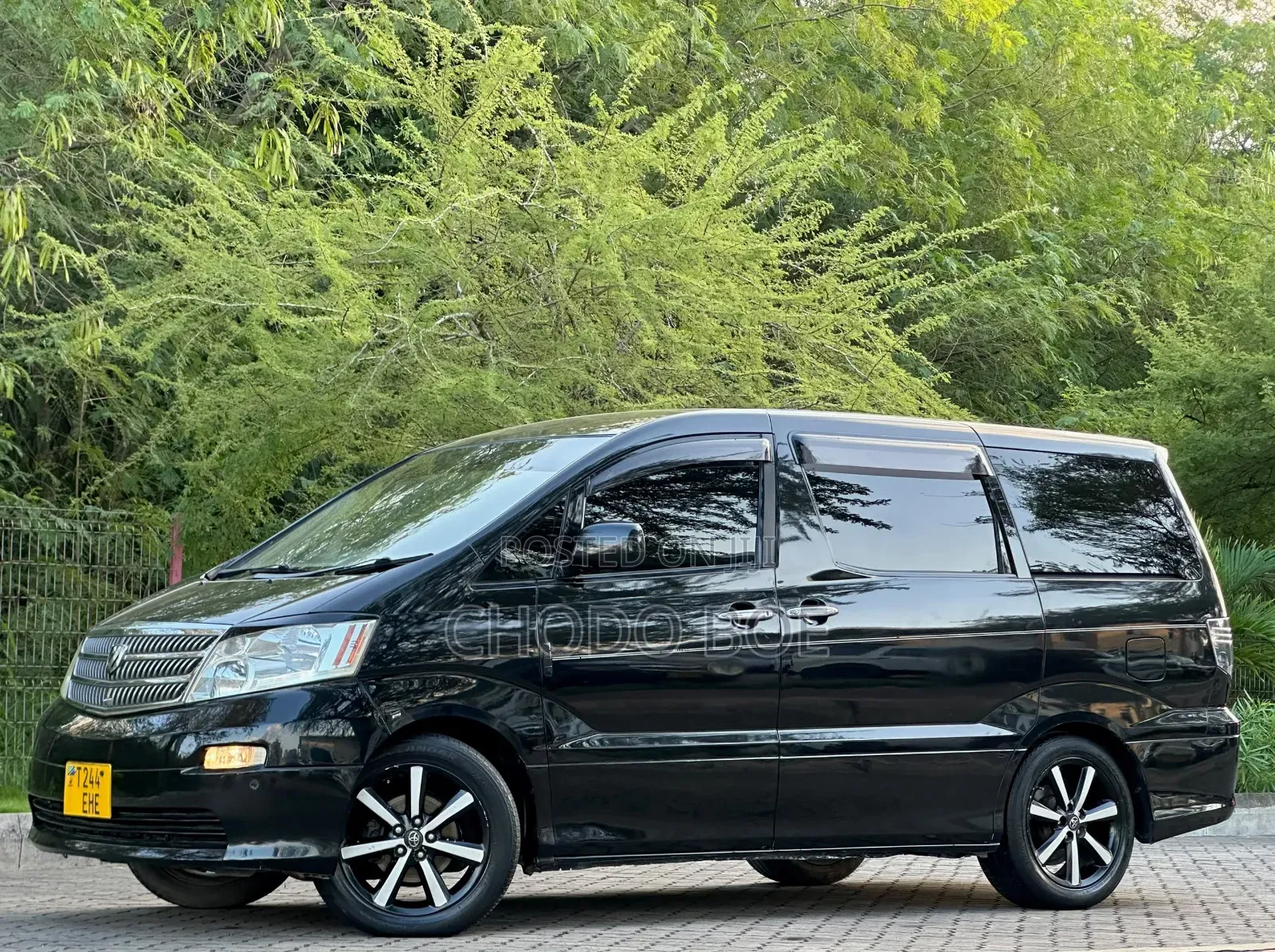 Toyota Alphard 2003 Black