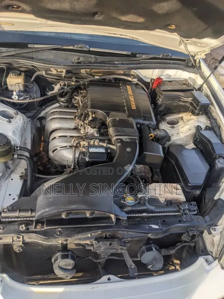 Toyota Mark II 2004 White
