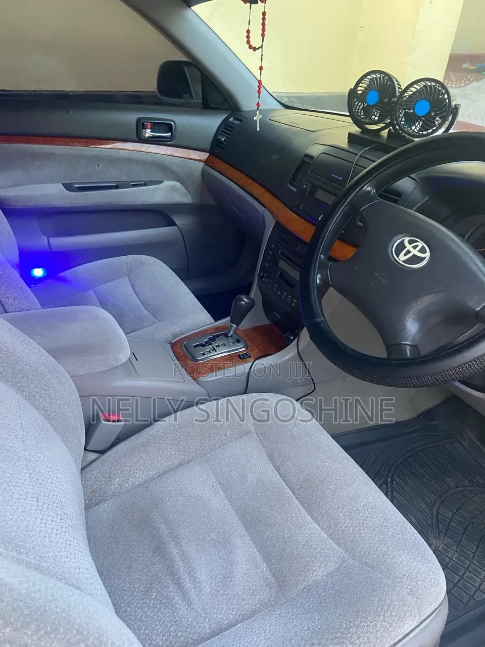 Toyota Mark II 2004 White