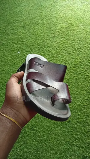 Yaotu Sandals