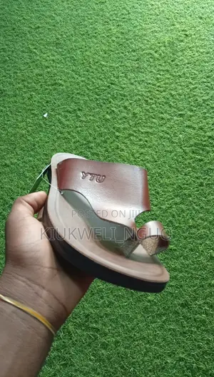 Yaotu Sandals
