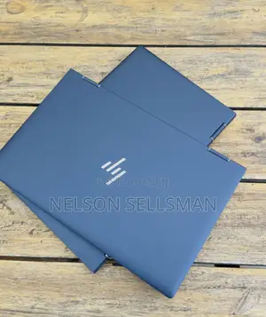 New Laptop HP Dragonfly G2 16GB Intel Core i5 SSD 256GB