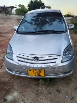 Toyota Corolla Spacio 2004 Silver