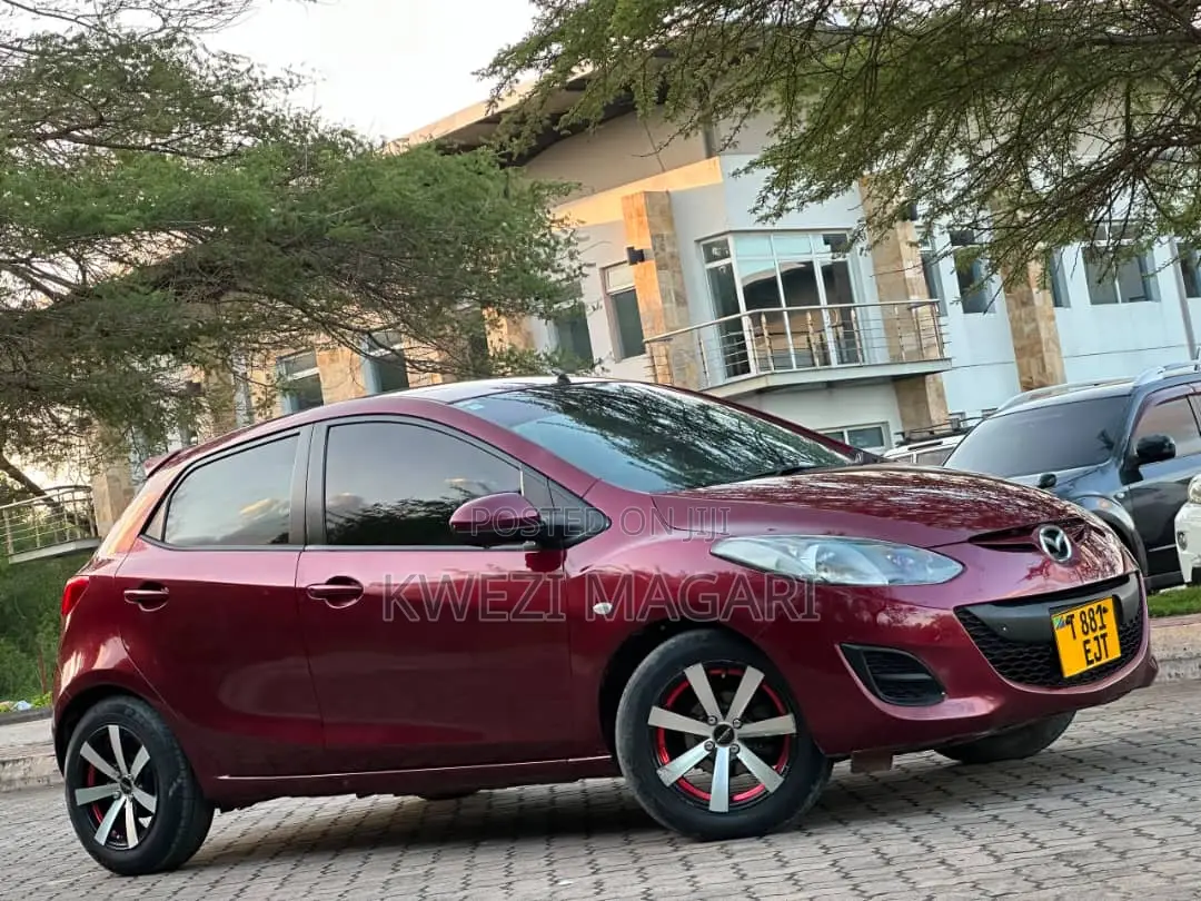 Mazda Demio 2012 Red