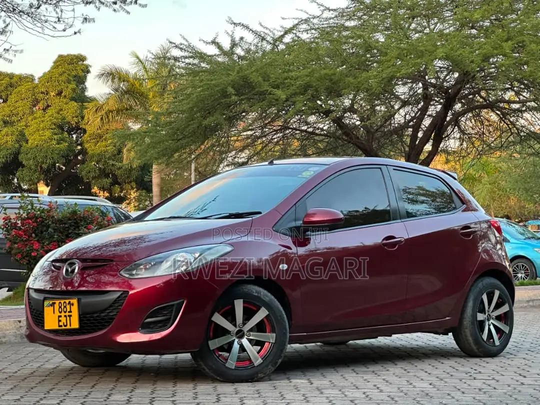 Mazda Demio 2012 Red