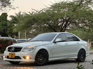 Mercedes-Benz C200 2008 White
