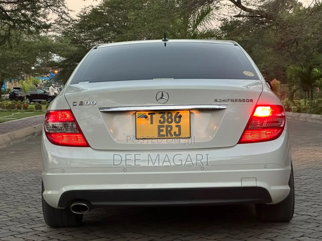 Mercedes-Benz C200 2008 White