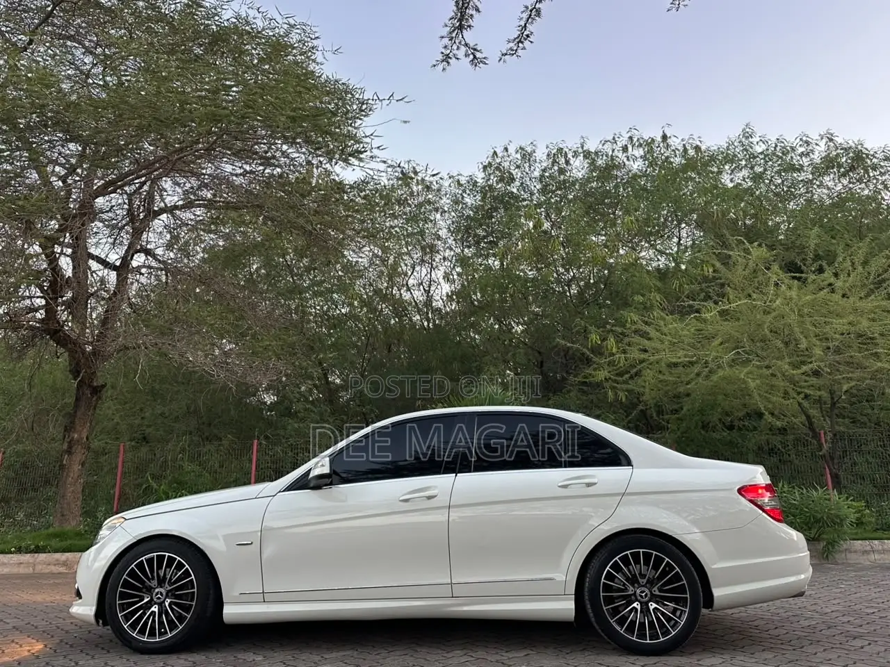 Mercedes-Benz C200 2008 White