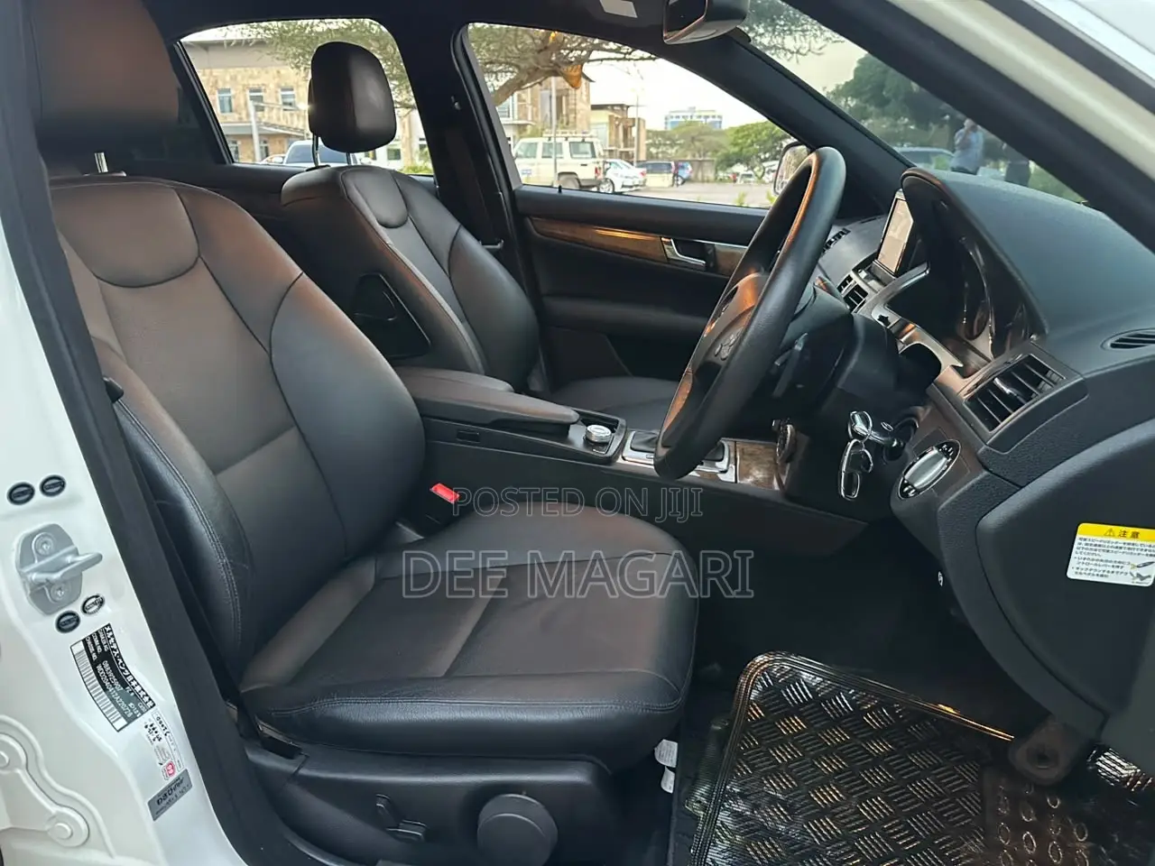 Mercedes-Benz C200 2008 White