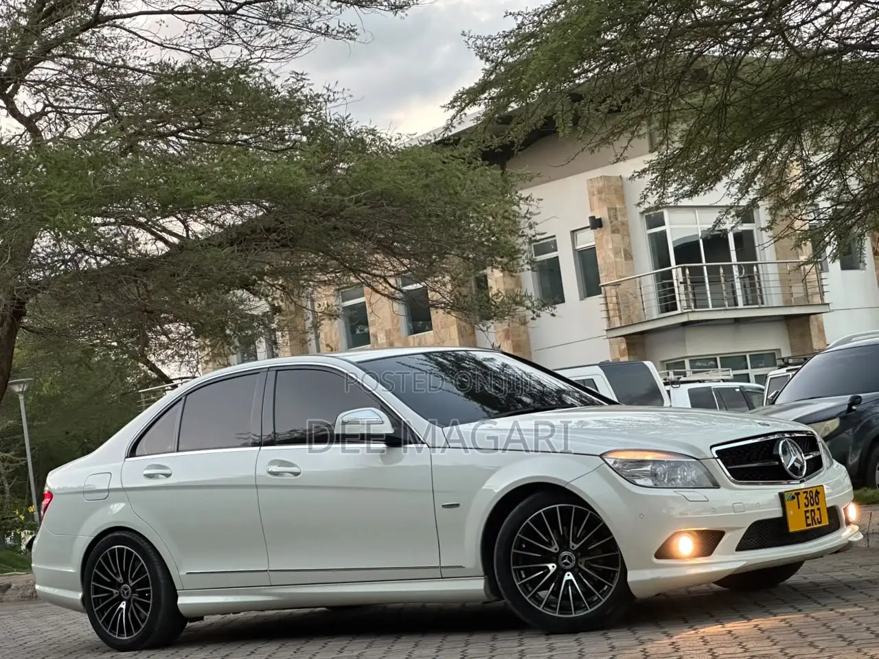 Mercedes-Benz C200 2008 White