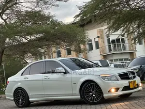 Mercedes-Benz C200 2008 White