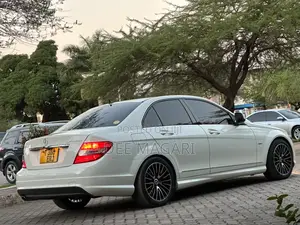 Mercedes-Benz C200 2008 White